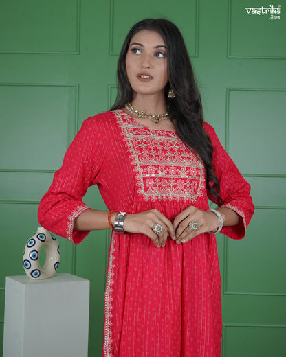 Nyra Cut Resham Embroidered Kurti Set