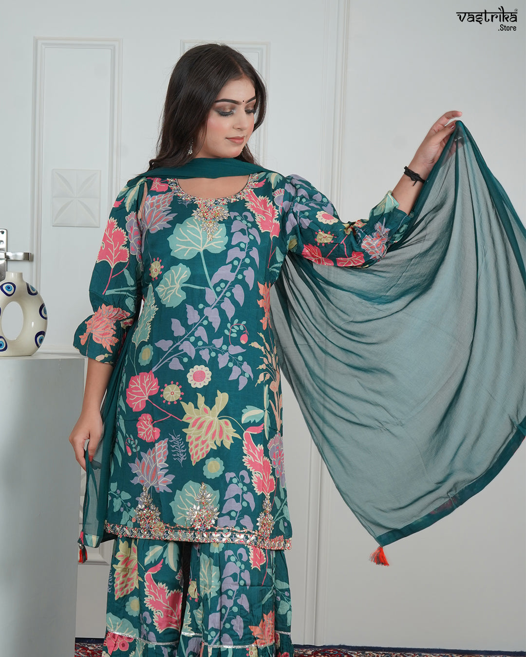 Graceful Gotta Patti Kurti Set