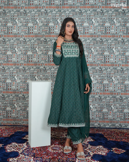 Resham Embroidered Kurti Set